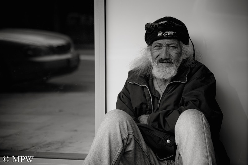 Auckland City street photo, Queent St, black and white
